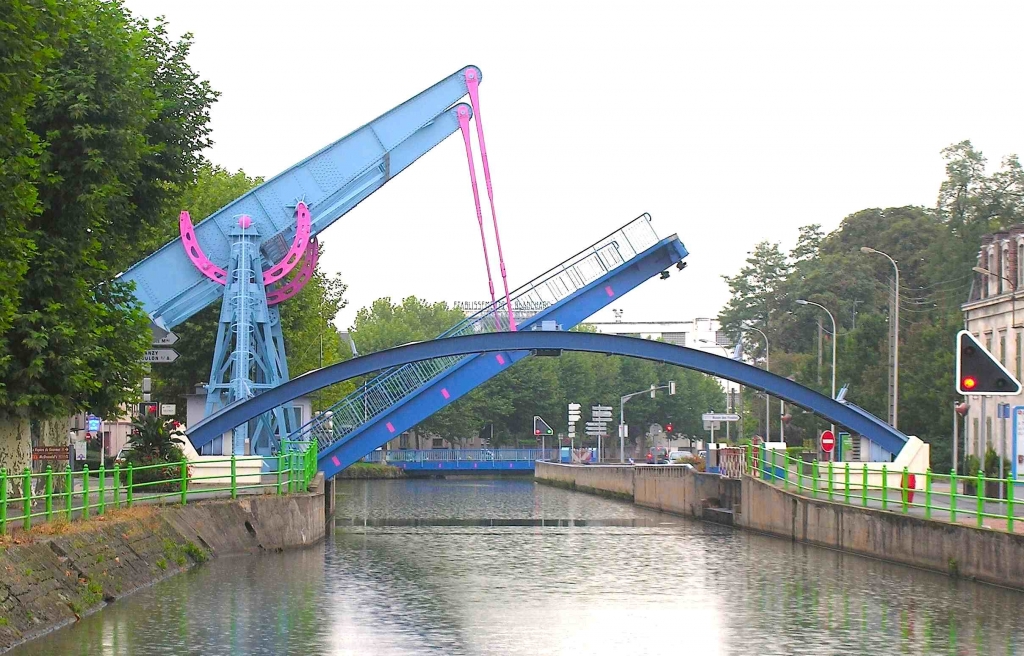 Montceau-les-Mines - Canal du Centre (Photo PJL)