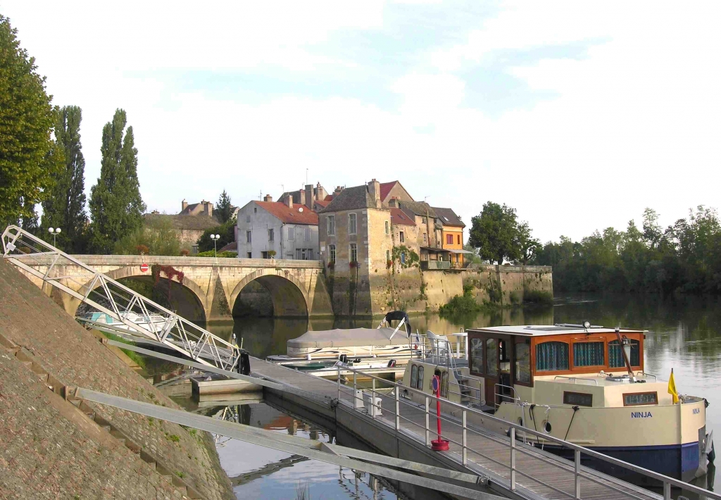 Verdun-sur-le-Doubs - Saône et Doubs (Photo PJL)