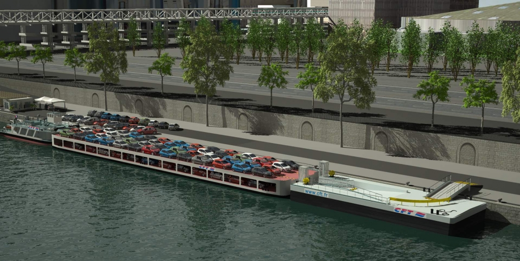 Transport fluvial de voitures (Photo CFT)