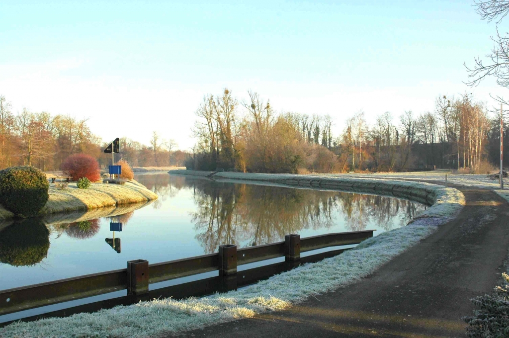 Tupigny - Canal de la Sambre à l'Oise ( Photo Canal SET)