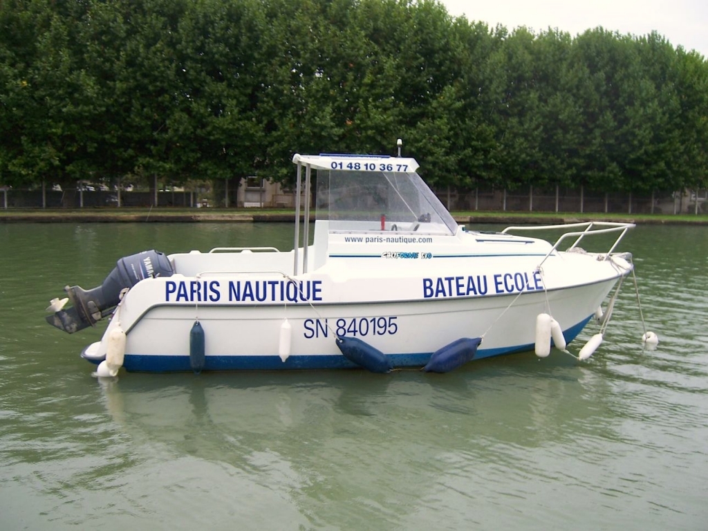 Les bateaux-écoles manquent d'examinateurs... (Photo Paris-Nautique)