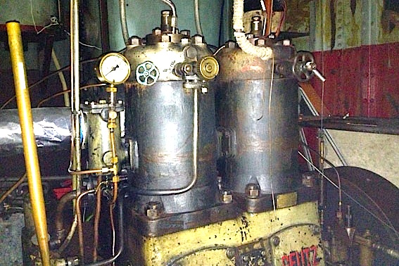 Le bi-cylindre Deutz du "Balthazar" (Photo ARHAF)