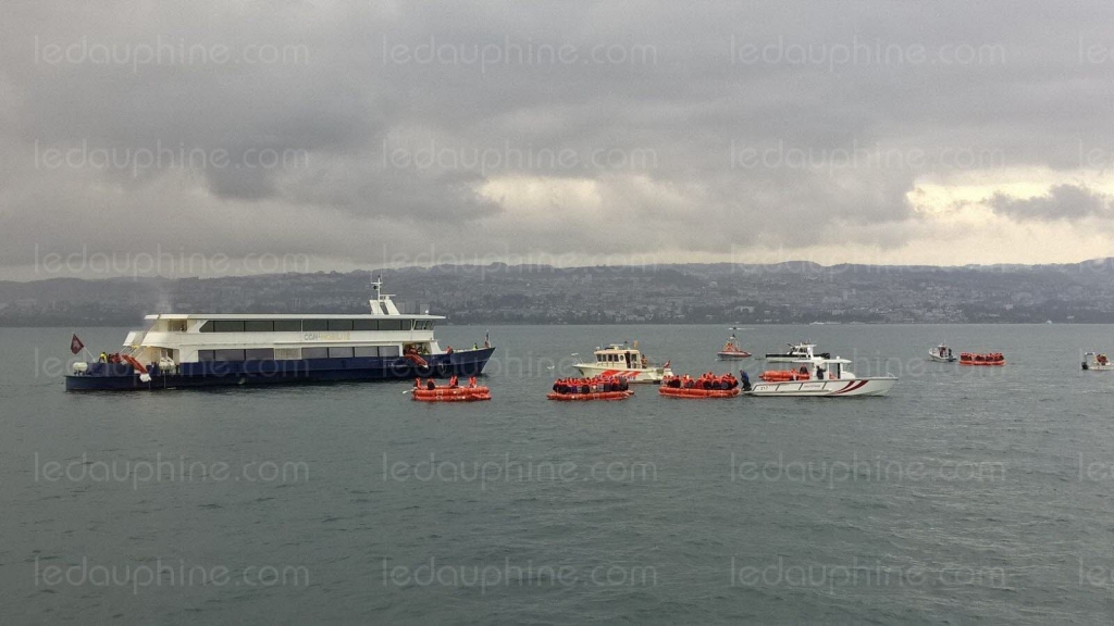 Lac Léman : explosion à bord d'un bateau de la CGN (photo Le Dauphiné)