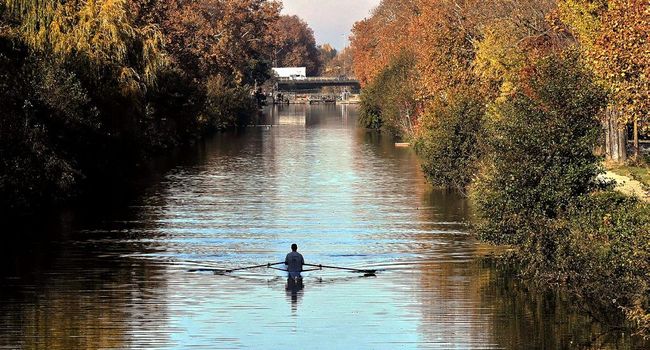 L'état du canal latéral est mis en cause par le conseil départemental de Haute-Garonne qui organise une grande concertation sur les besoins en eau pour la Garonne. (Photo DDM, Xavier de Fenoyl)