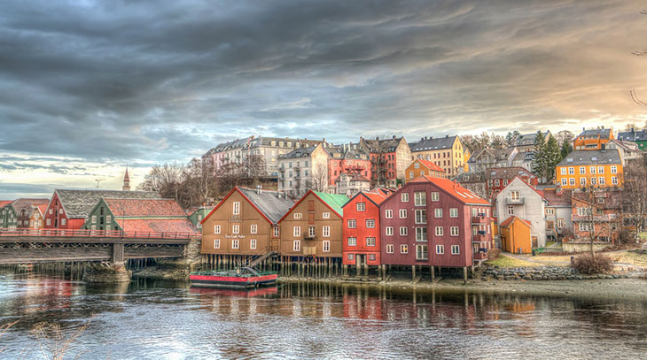 La ville de Trondheim en Norvège aujourd’hui (photo extraite du sitedailygeekshow.com)