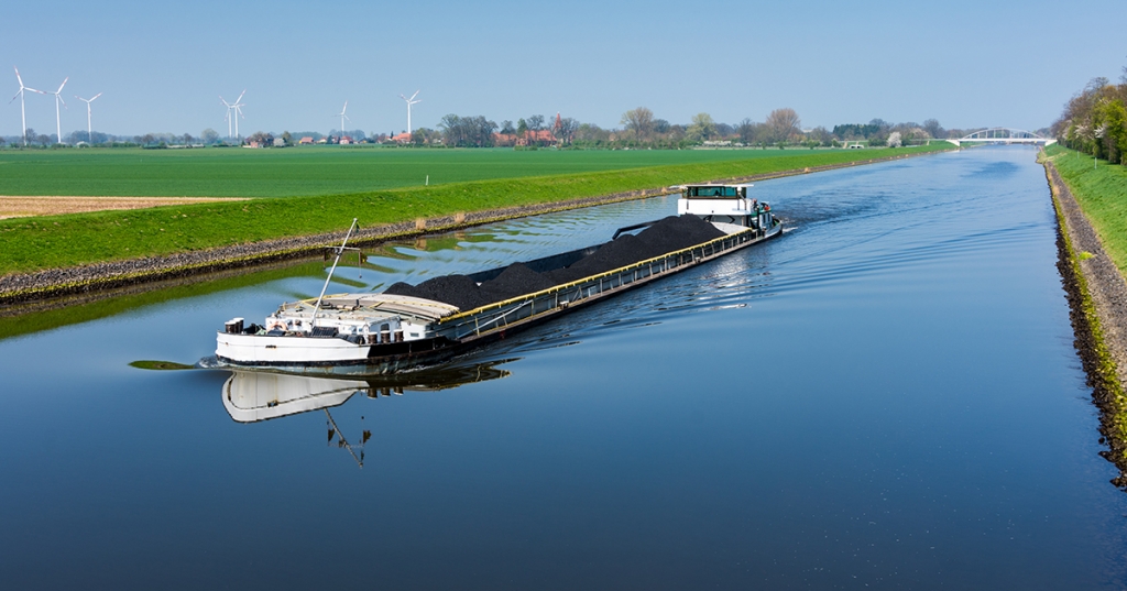 La France peut poursuivre ses aides d'Etat en faveur du transport fluvial (Photo ingwio)