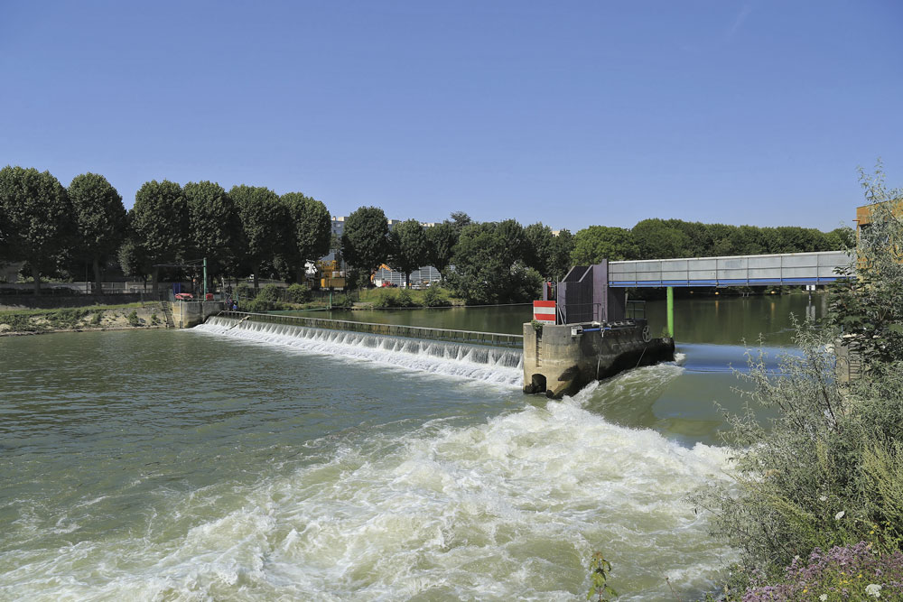 Le barrage de Joinville-le-Pont (Photo V.N.F.)