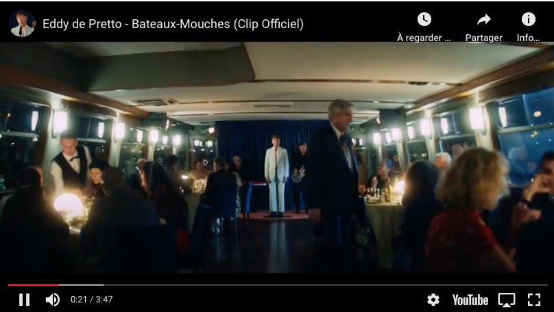 "Bateaux-Mouches" : Eddy de Pretto renoue avec ses débuts de chanteur dans un clip délirant (extrait du clip)