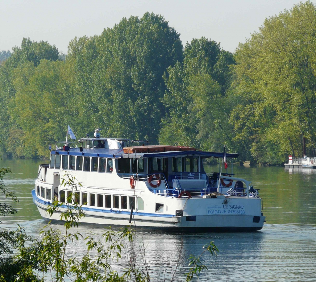 Le "Signac", yacht à passagers de "Croisières en Seine" (Photo RW)