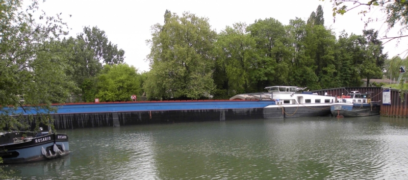 La Marne barrée à Saint-Maur (Photo PJL)