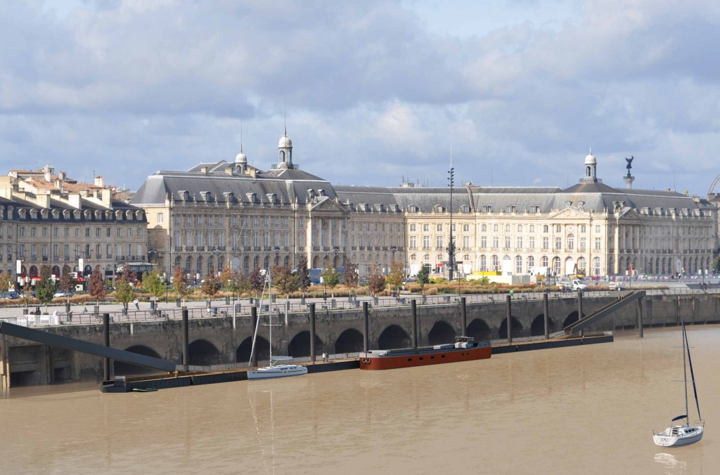 Le ponton des "Fêtes de la Garonne"