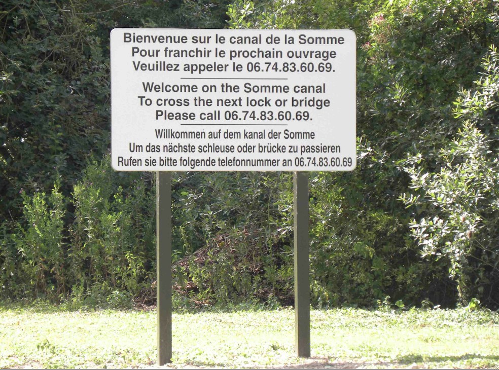 Bienvenue sur le canal de la Somme (Photo PJL)