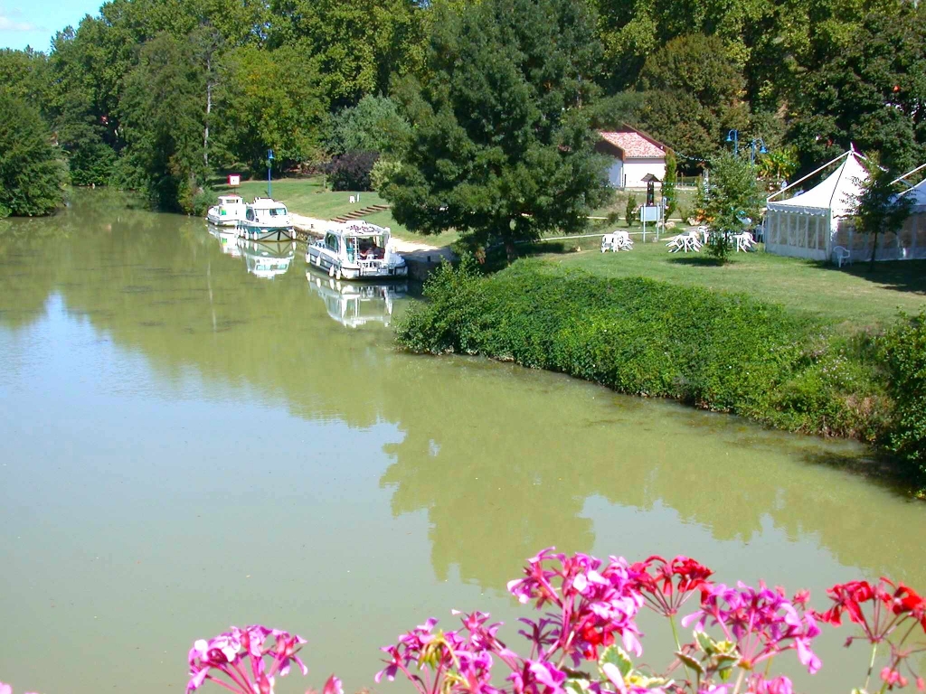 Port de Valence-sur-Baïse (Photo PhD)