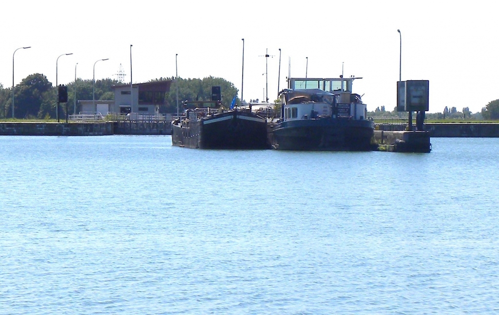 Jonction des canaux NBP et Pommerœul en Belgique (Photo PJL)