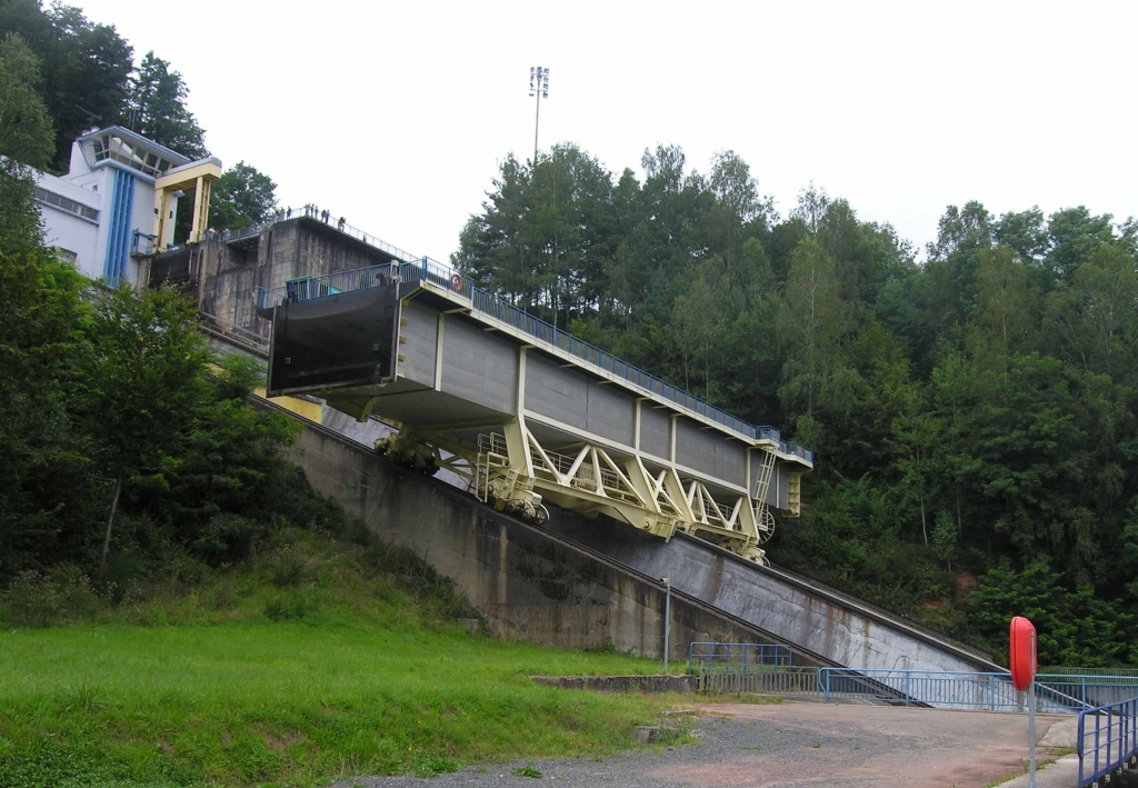 Le bac du plan incliné d'Arzviller (Photo PJL)