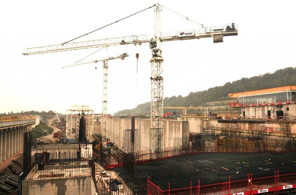 La nouvelle écluse de Lanaye en travaux (Photo Y.Gérondal)