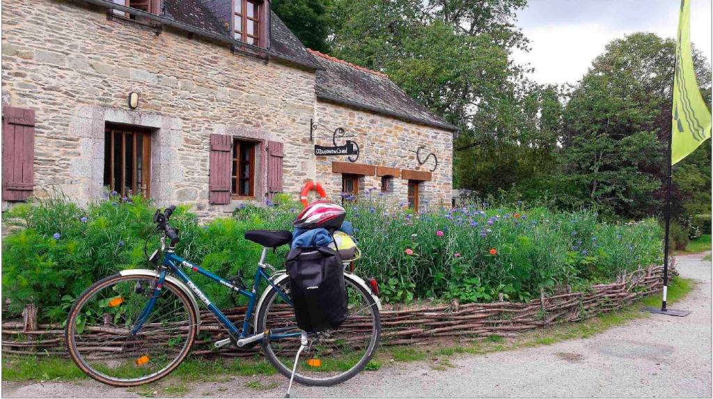 Le canal de Nantes à Brest : véritable jardin expérimental (photo Smatah)