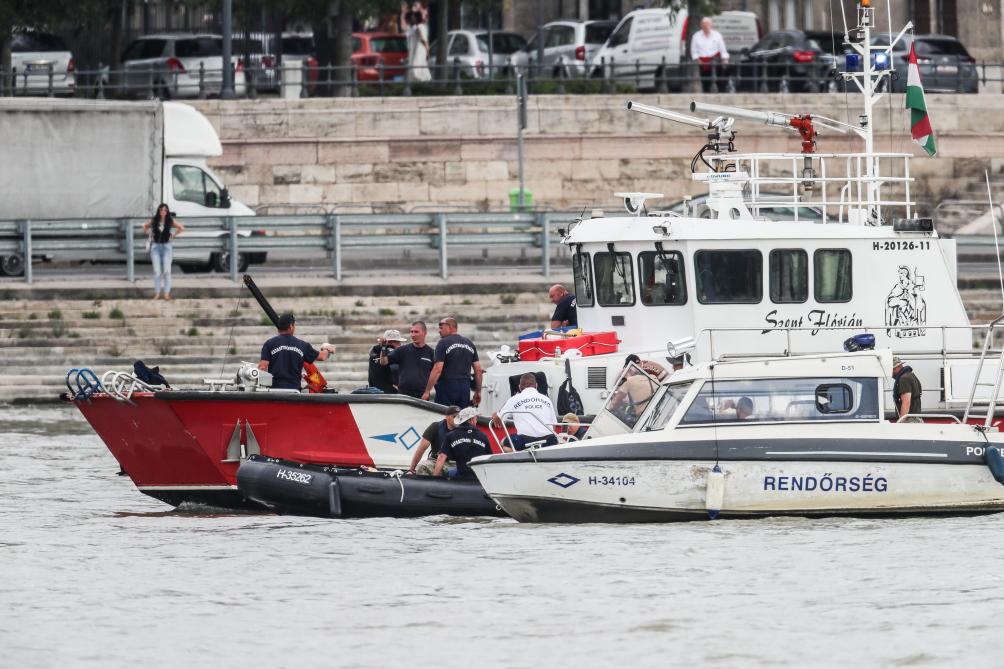 Le 1er avril, le « Viking Idun », un navire de croisière fluviale transportant 171 passagers, était entré en collision avec le pétrolier en pleine nuit dans l’estuaire de l’Escaut. (Photo AFP)