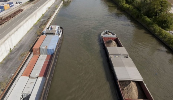 Le fret commercial a repris sur le canal des Vosges (Photo VNF-Phileas Fotos-Daniel Osso)