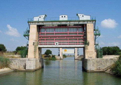 Les portes de garde du Vidourle (Photo : O fil de l'Ô)