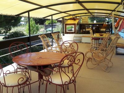 Péniche habitable 166 m2 Aigues Mortes 400000€