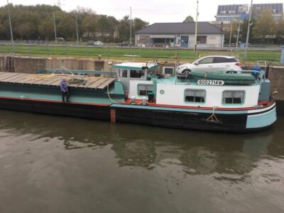 Péniche à vendre