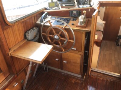Vedette Hollandaise 12,30 M :