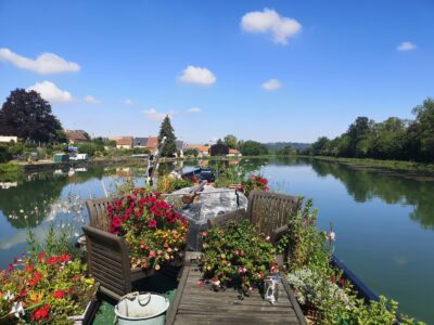 Pour vivre et/ou naviguer sur les canaux