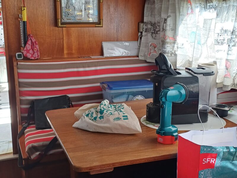 Vends vedette Hollandaise ALTENA KRUISER