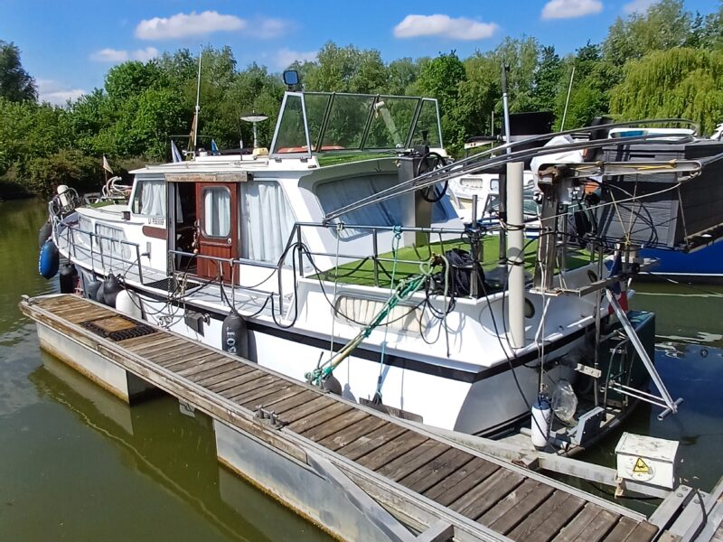 Vends vedette Hollandaise ALTENA KRUISER