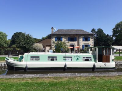 PENICHETTE NARROW BOAT