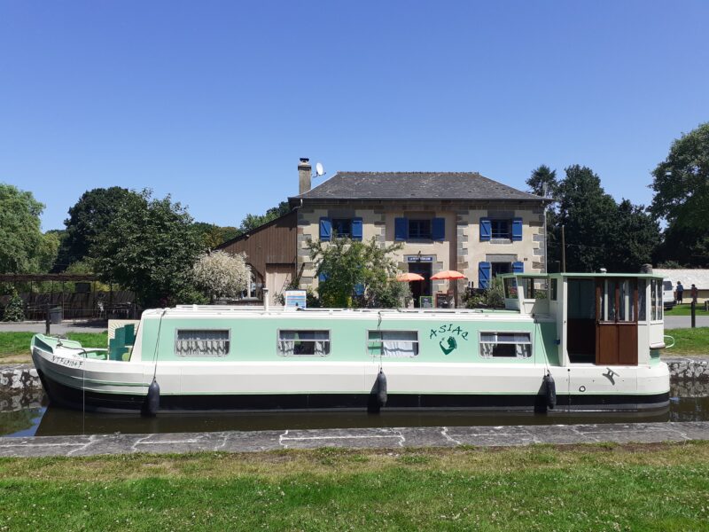 PENICHETTE NARROW BOAT