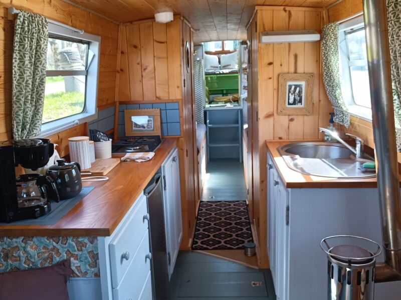 PENICHETTE NARROW BOAT