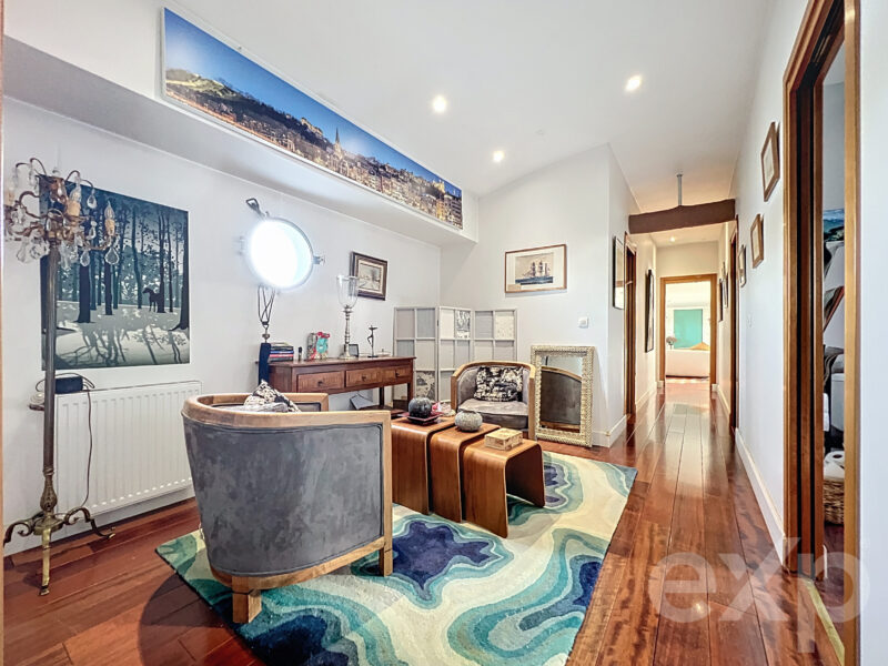 Magnifique péniche habitable F5 - 200m² - Saint Germain au mont d'or