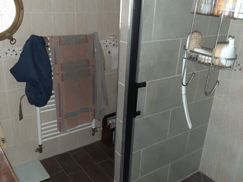 Vends Freycinet, habitable de suite.