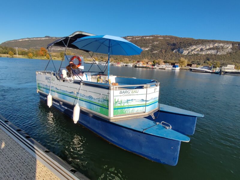A SAISIR CATAMARAN 12 PERSONNES