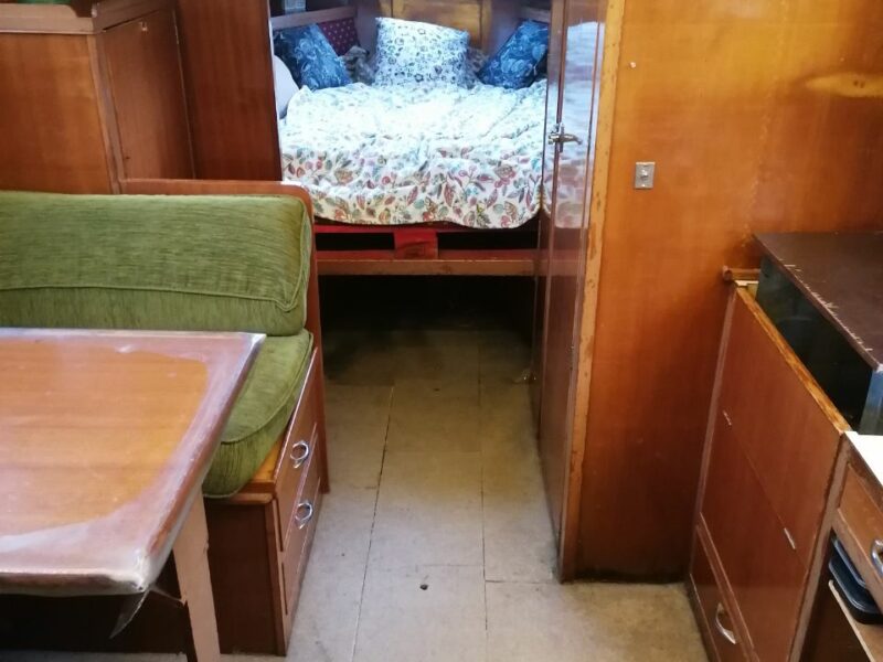 Vedette anglaise Freeman 33 Sedan – 10,9 m – 2 moteurs diesel – bateau robuste