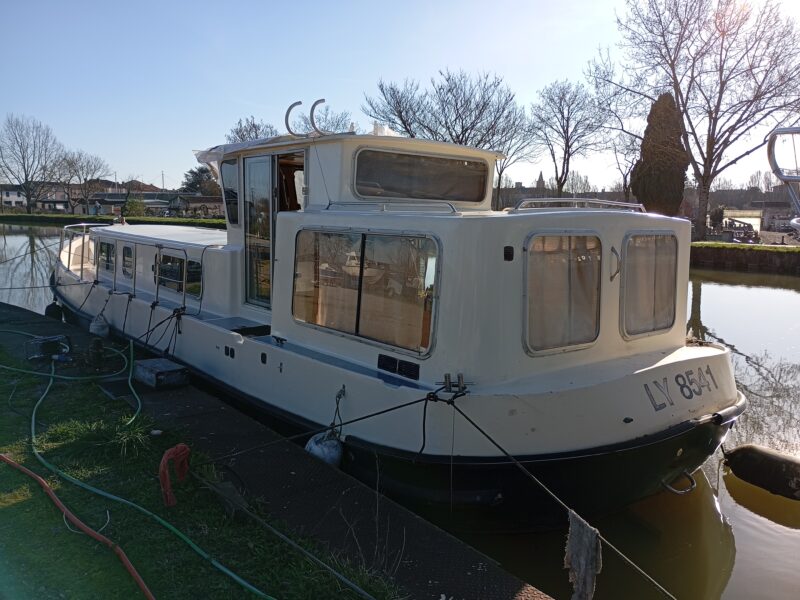 Vedette fluviale pénichette