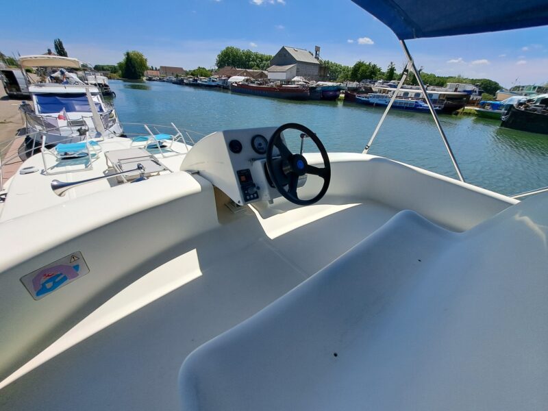 Nicols Sixto 2012 / Moteur 1200 h / Bateau propriétaire