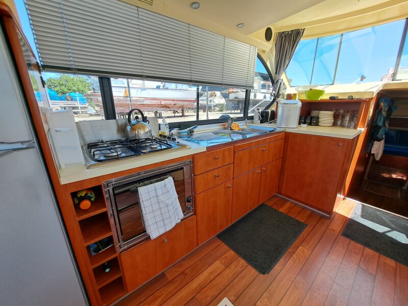 Nicols Sixto 2012 / Moteur 1200 h / Bateau propriétaire