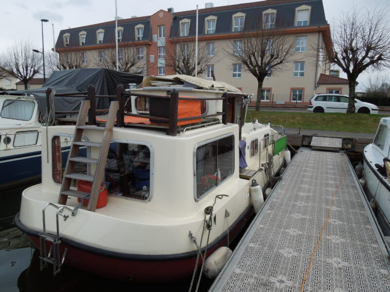 Péniche / pénichette locaboat 930