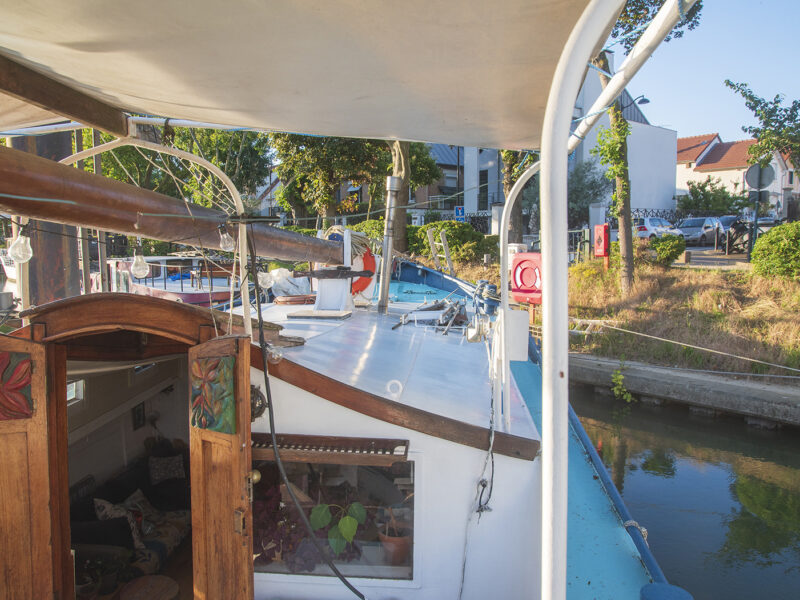 Waalshokker hollandais habitable 1930 • 14,84 × 4,60 m • Port de Joinville-le-Pont • Place conservée