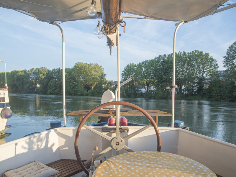 Waalshokker hollandais habitable 1930 • 14,84 × 4,60 m • Port de Joinville-le-Pont • Place conservée