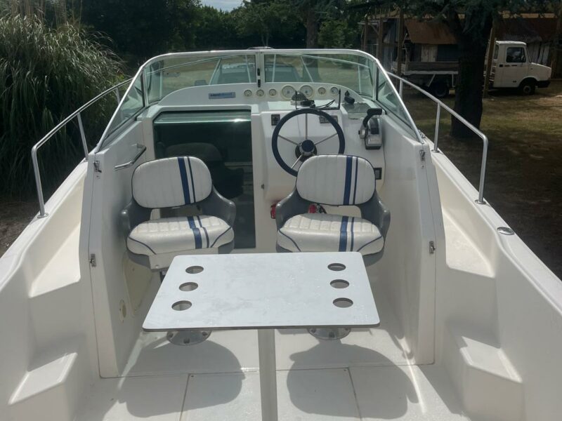 White Shark 237 TDI